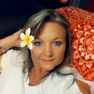 Meet your Posher, Teresa